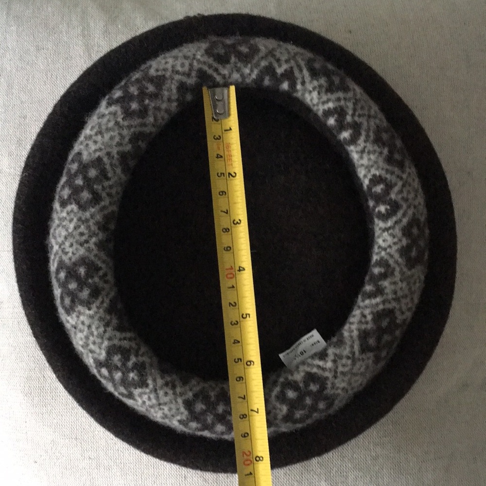 Beret - Picture 8 of 8